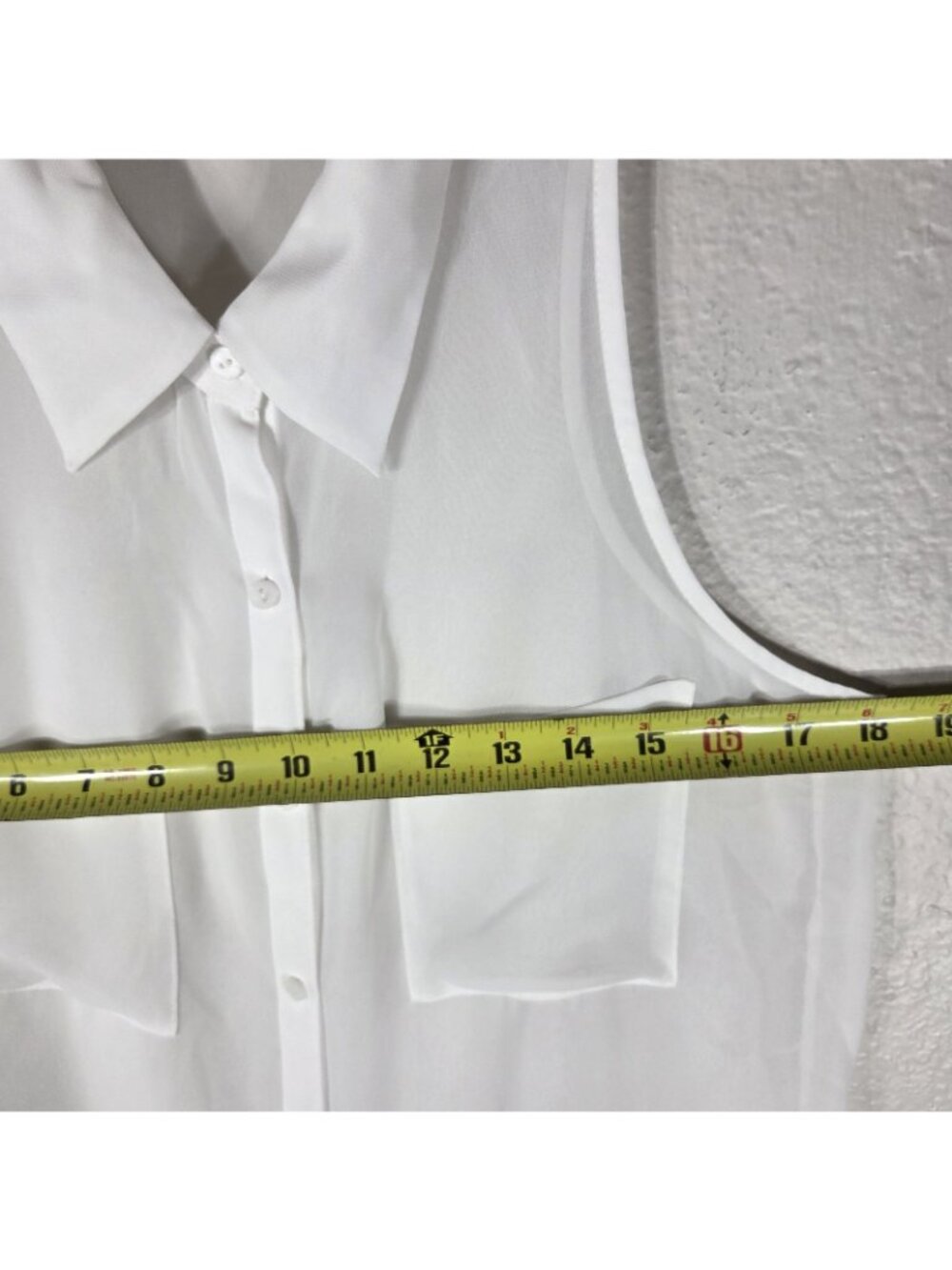 Decree White Sleeveless Sheer Button Front Top Womens Size M Collared Pockets - Picture 8 of 10
